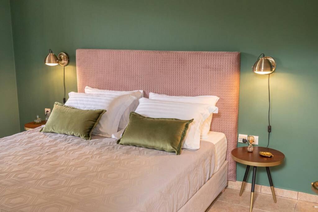 Central & Elegant Suite With Private Garden Argosztóli Kültér fotó