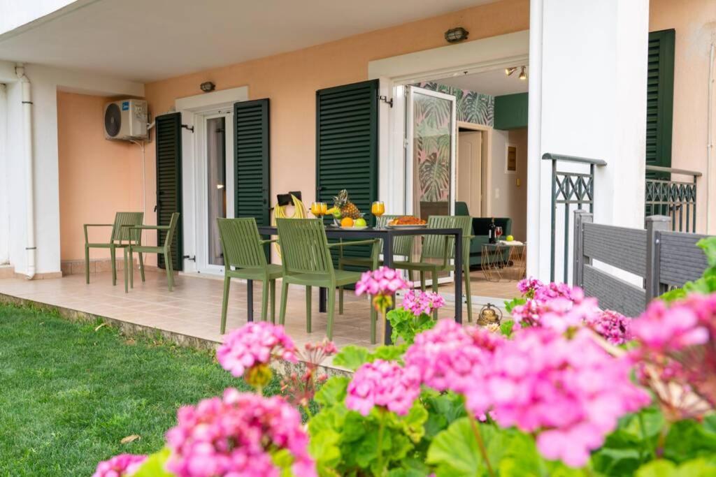 Central & Elegant Suite With Private Garden Argosztóli Kültér fotó
